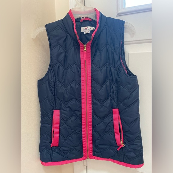 Vest - Picture 2 of 4